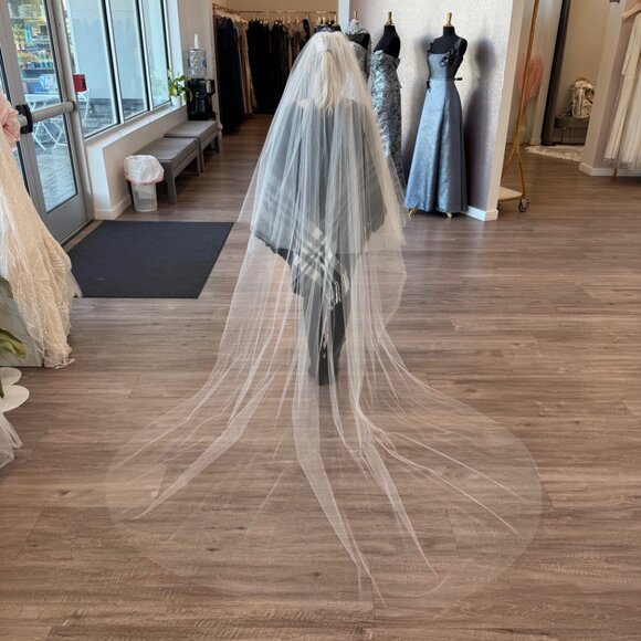 Plain 2 Tier Circular Chapel/Cathedral Veil main image 7